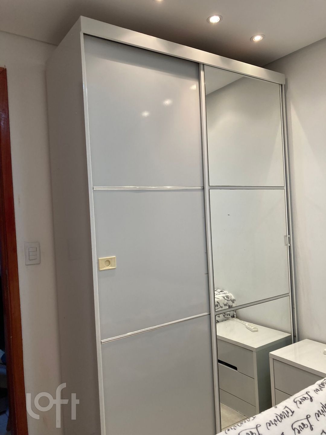 Apartamento à venda com 2 quartos, 52m² - Foto 2