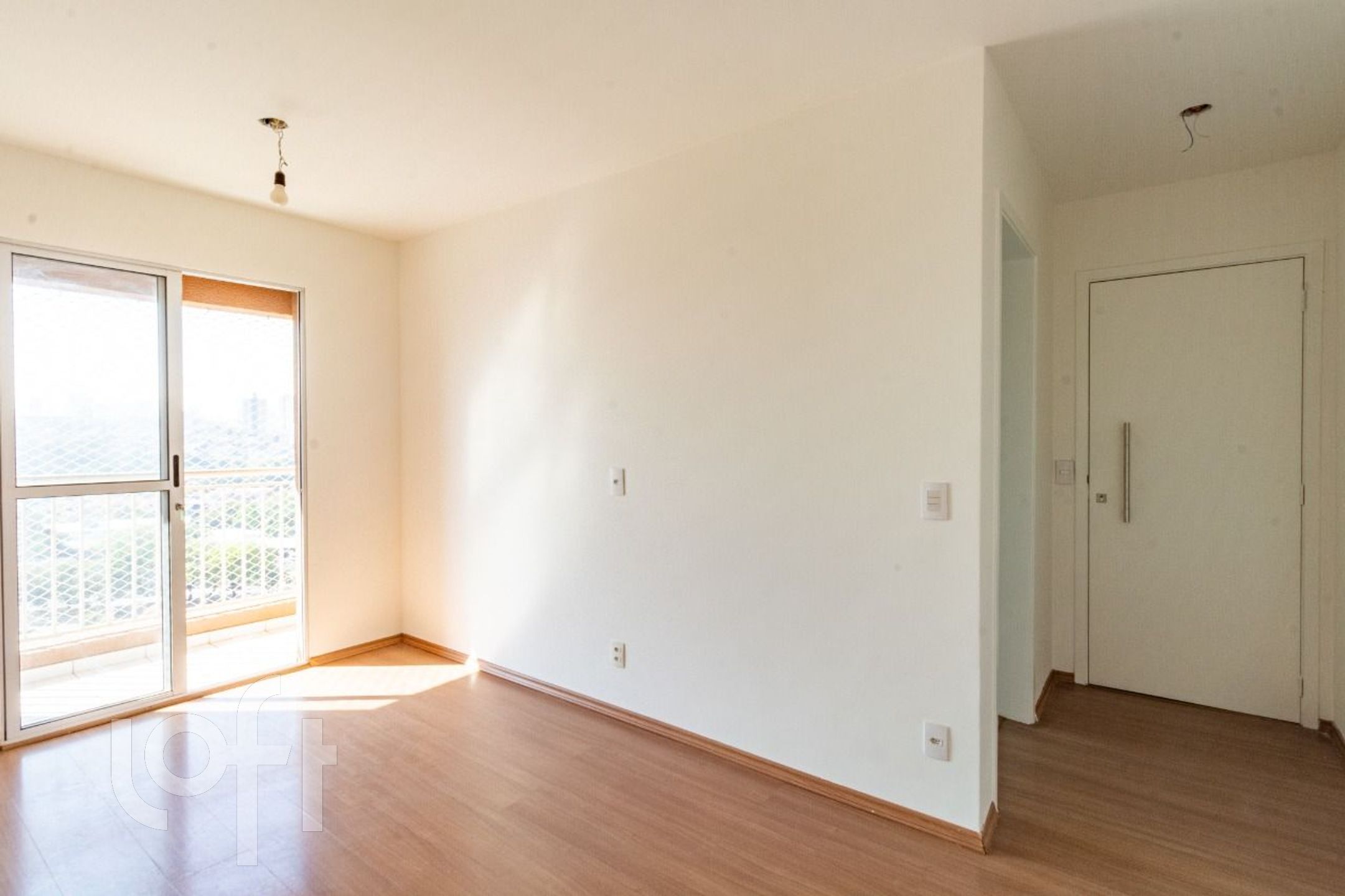 Apartamento à venda com 2 quartos, 47m² - Foto 2