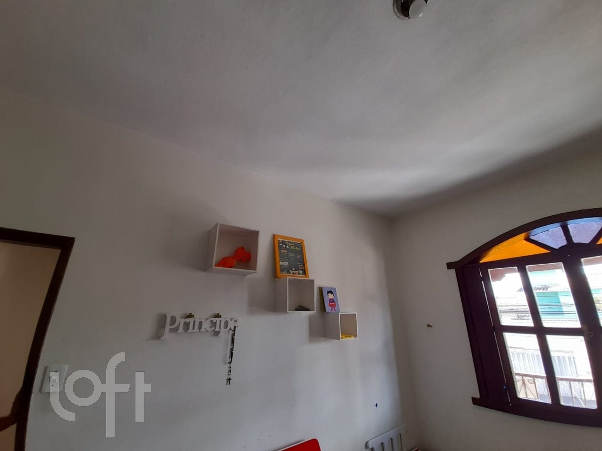 Casa à venda com 4 quartos, 230m² - Foto 12