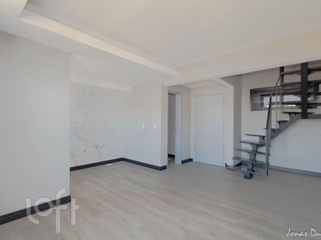 Apartamento com 54m², 2 dormitórios, 1 vaga, Jardim Botânico em Porto Alegre