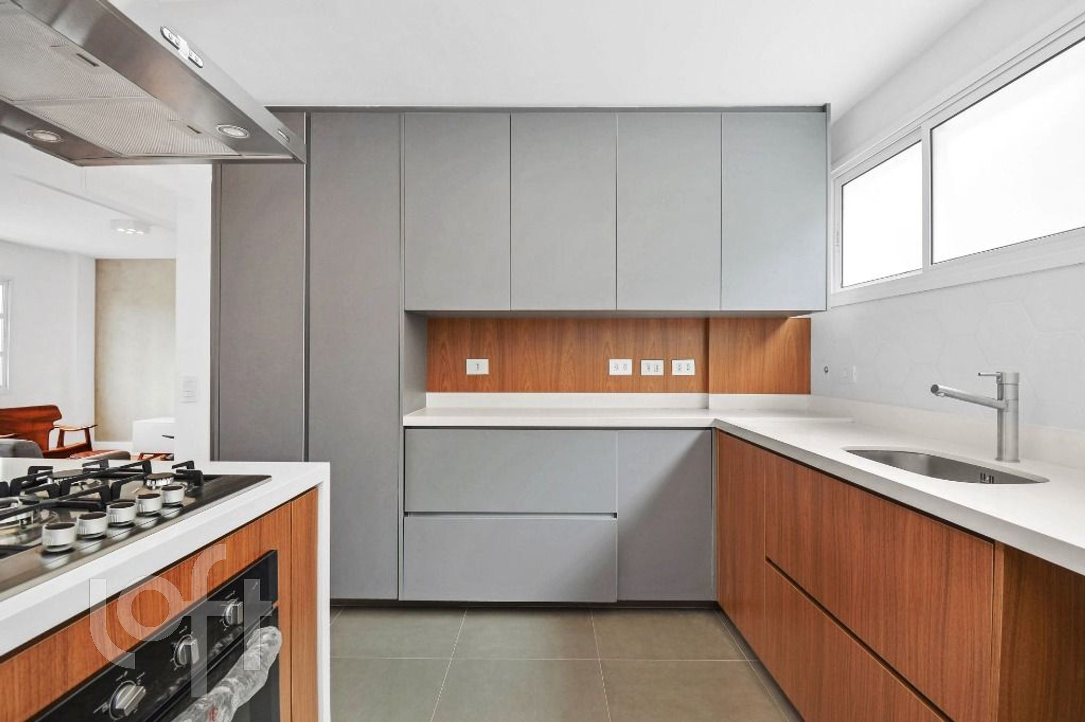 Apartamento à venda com 2 quartos, 106m² - Foto 7