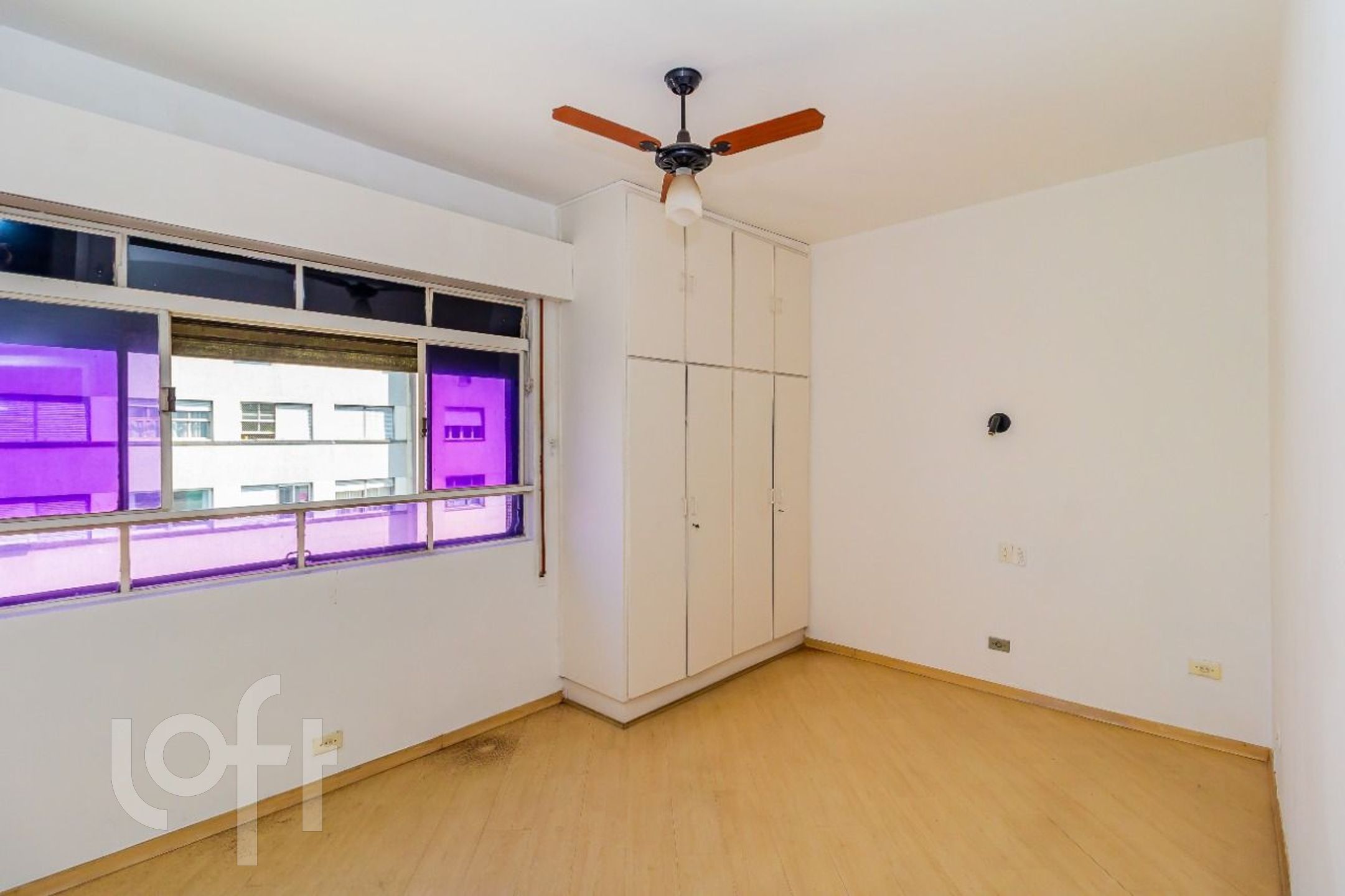 Apartamento à venda com 1 quarto, 52m² - Foto 1