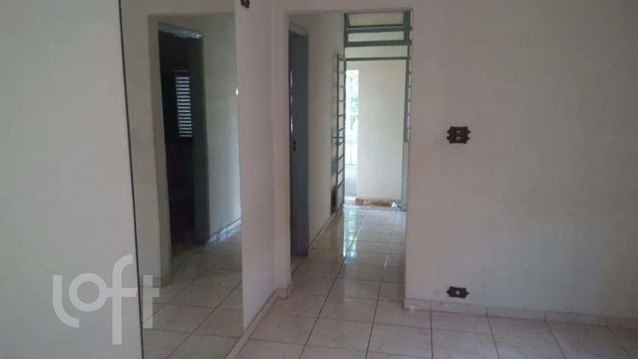 Casa à venda com 2 quartos, 400m² - Foto 11