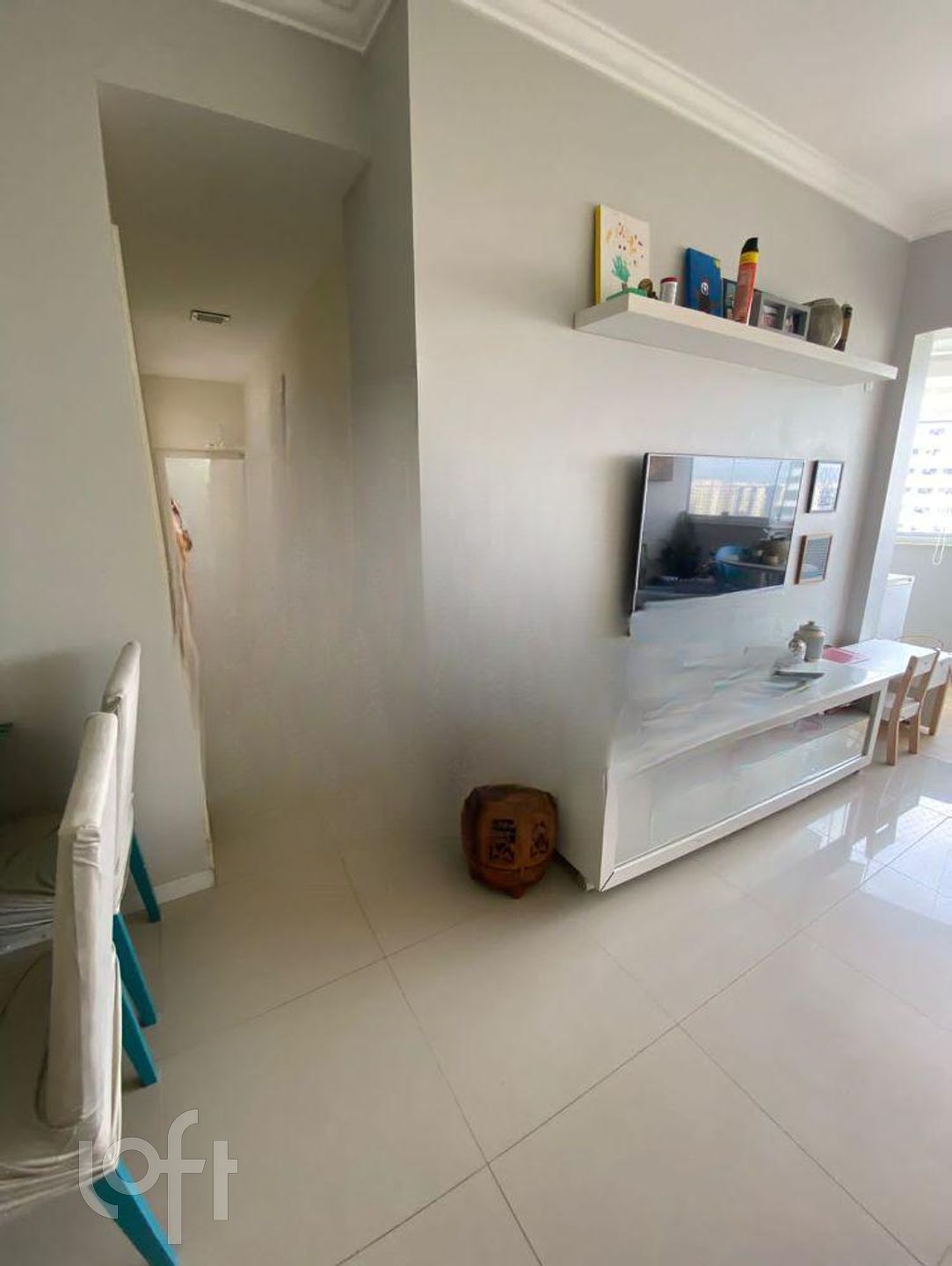 Apartamento à venda com 3 quartos, 85m² - Foto 4