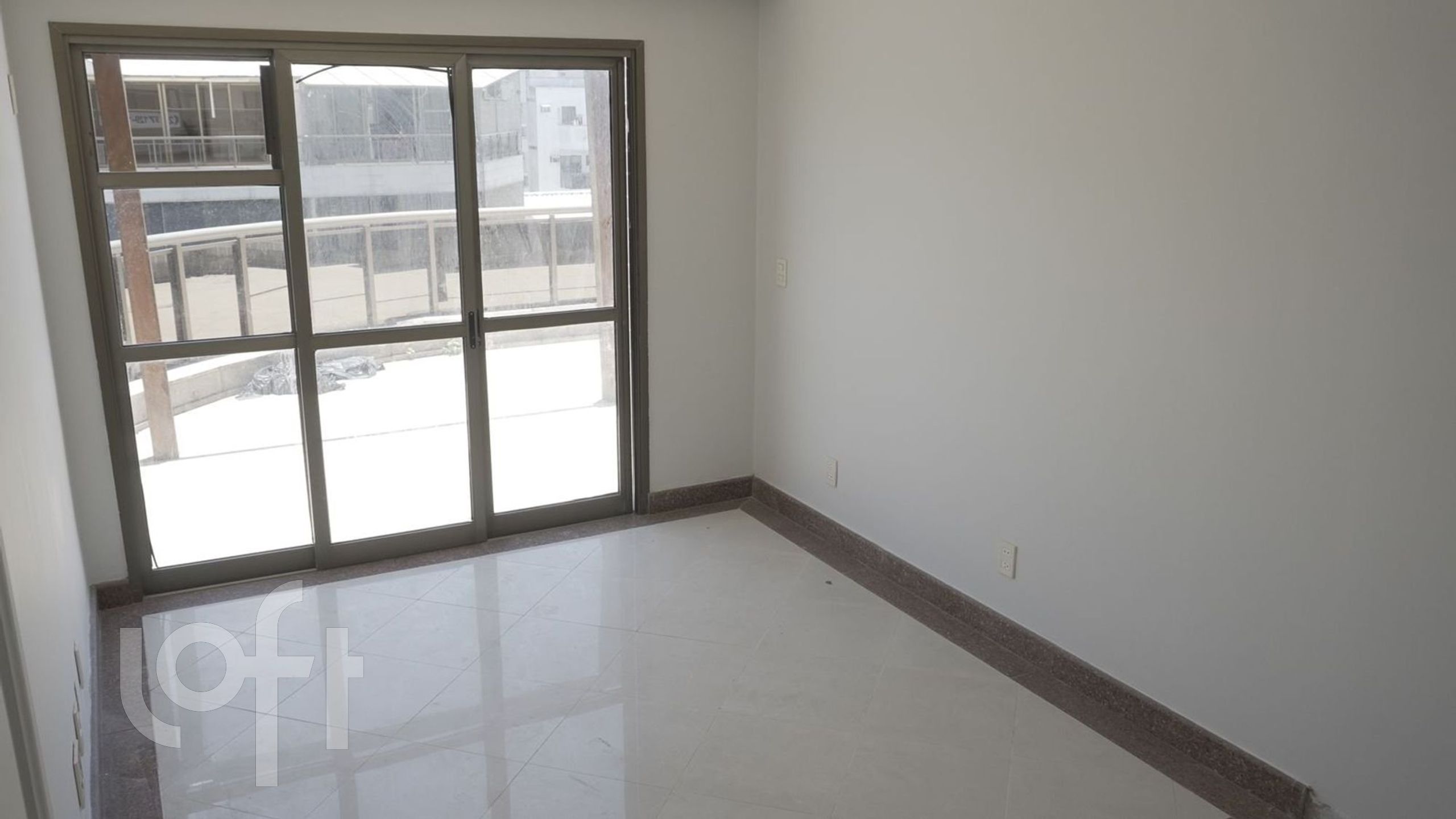 Apartamento à venda com 5 quartos, 410m² - Foto 1