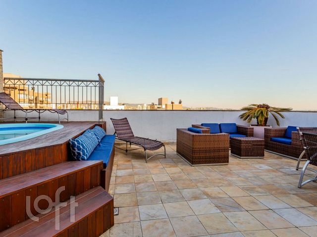 Apartamento com 207m², 3 dormitórios, 1 suíte, 2 vagas, Bela Vista em Porto Alegre