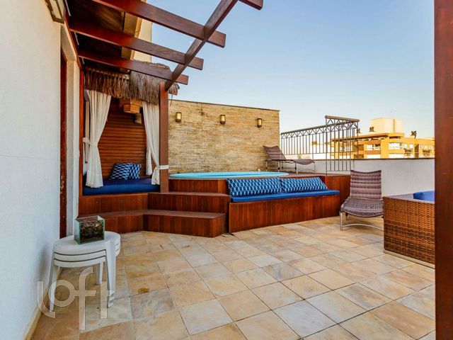 Apartamento com 207m², 3 dormitórios, 1 suíte, 2 vagas, Bela Vista em Porto Alegre