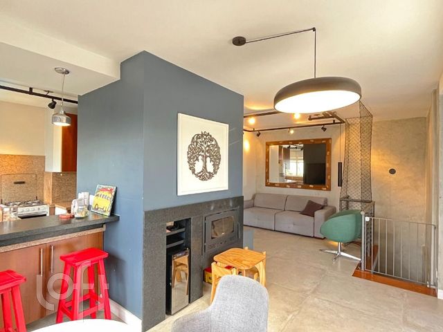 Apartamento com 170m², 3 dormitórios, 1 suíte, 3 vagas, São João em Porto Alegre