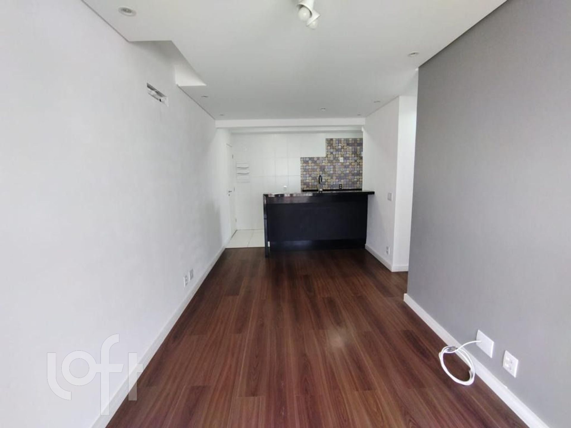 Apartamento à venda com 2 quartos, 63m² - Foto 3