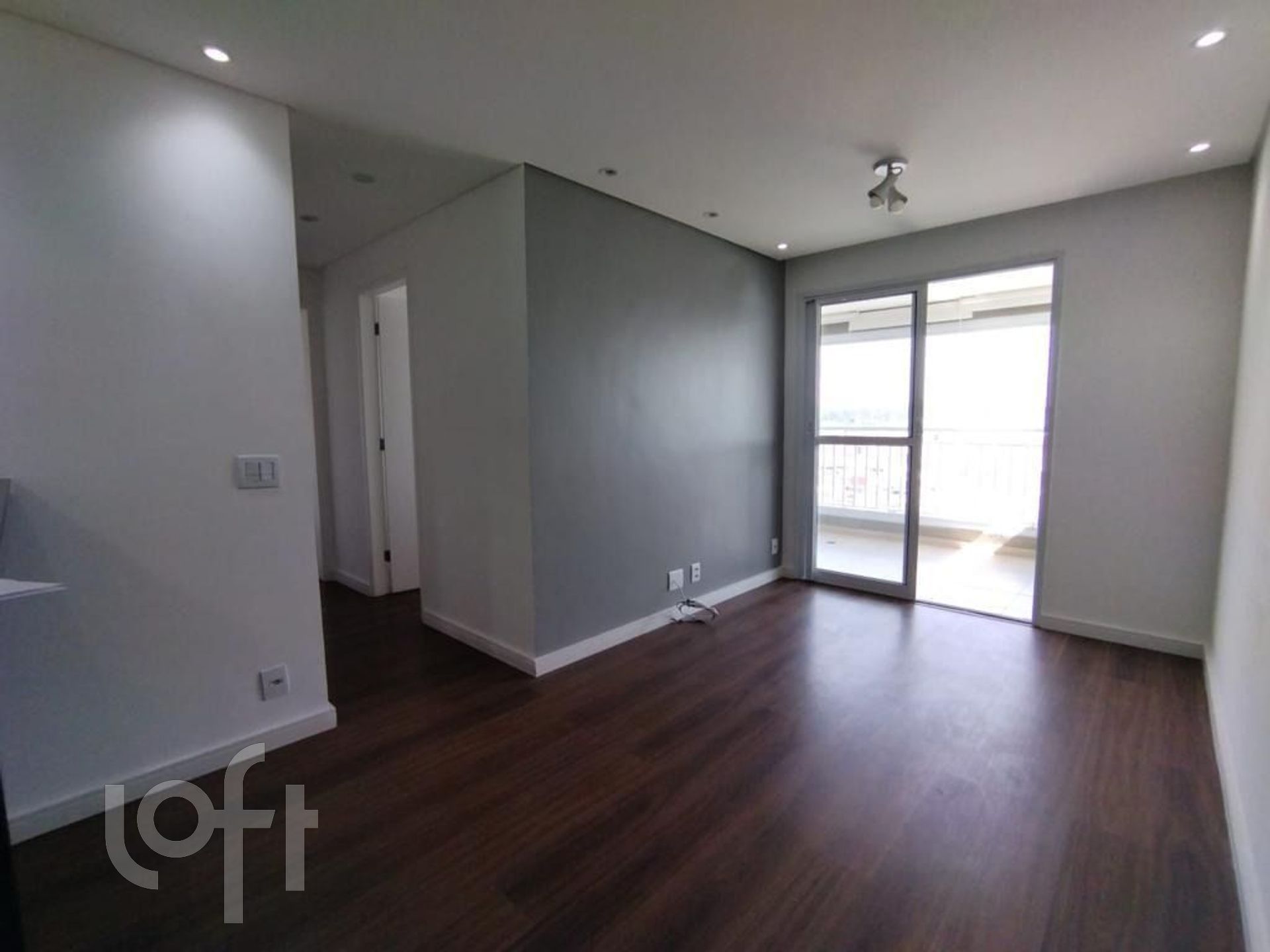 Apartamento à venda com 2 quartos, 63m² - Foto 1