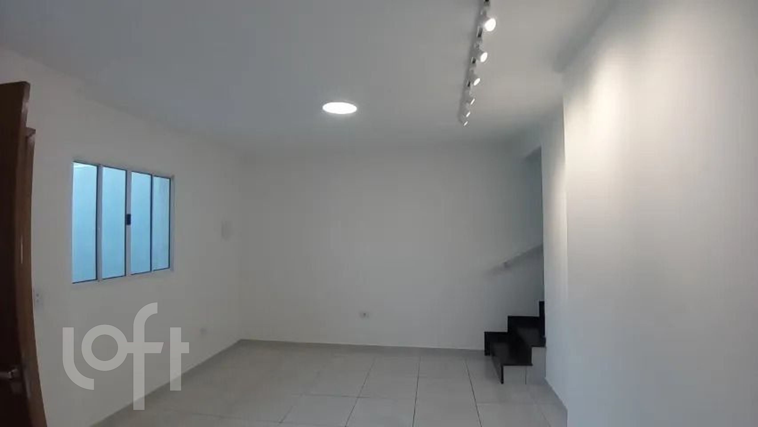 Casa à venda em Vila Curuçá com 68 m², 2 quartos,