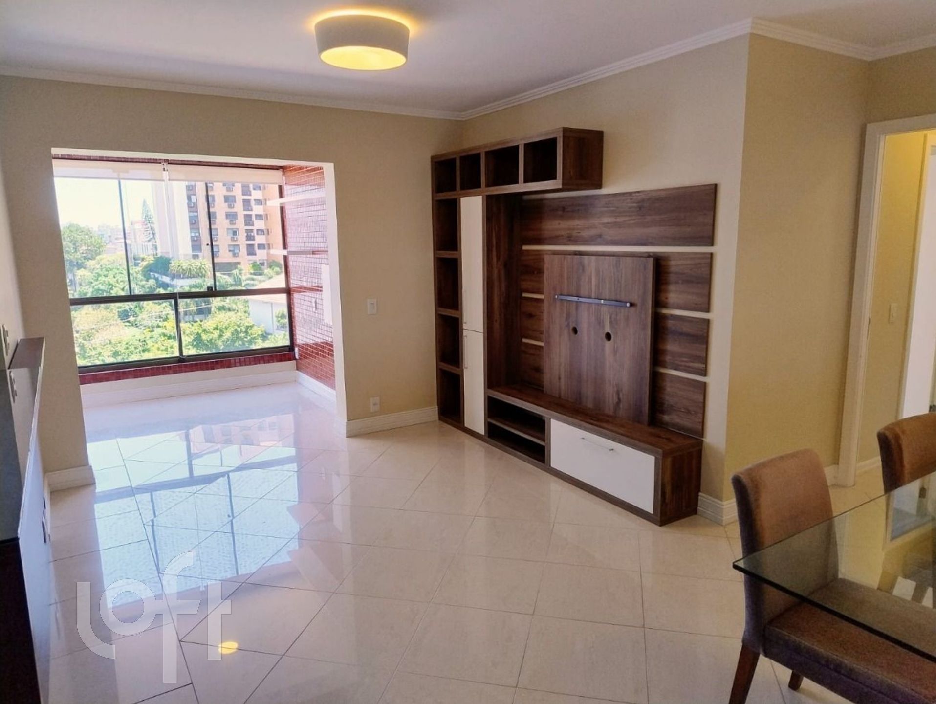 Apartamento com 76m², 2 dormitórios, 1 suíte, 1 vaga, Rio Branco em Porto Alegre