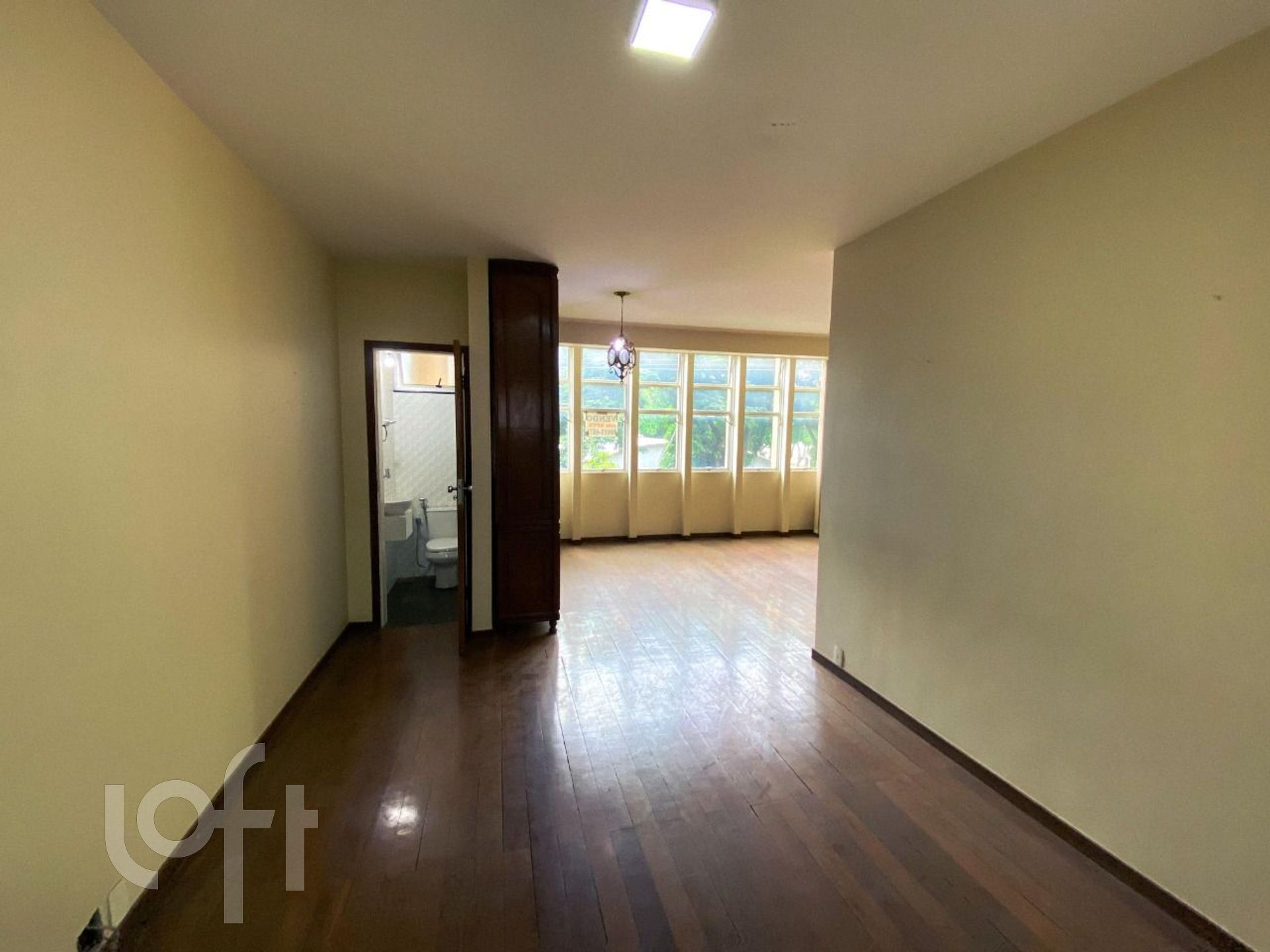 Apartamento à venda com 4 quartos, 240m² - Foto 4