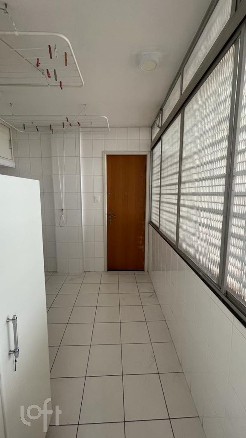 Apartamento à venda com 3 quartos, 141m² - Foto 25