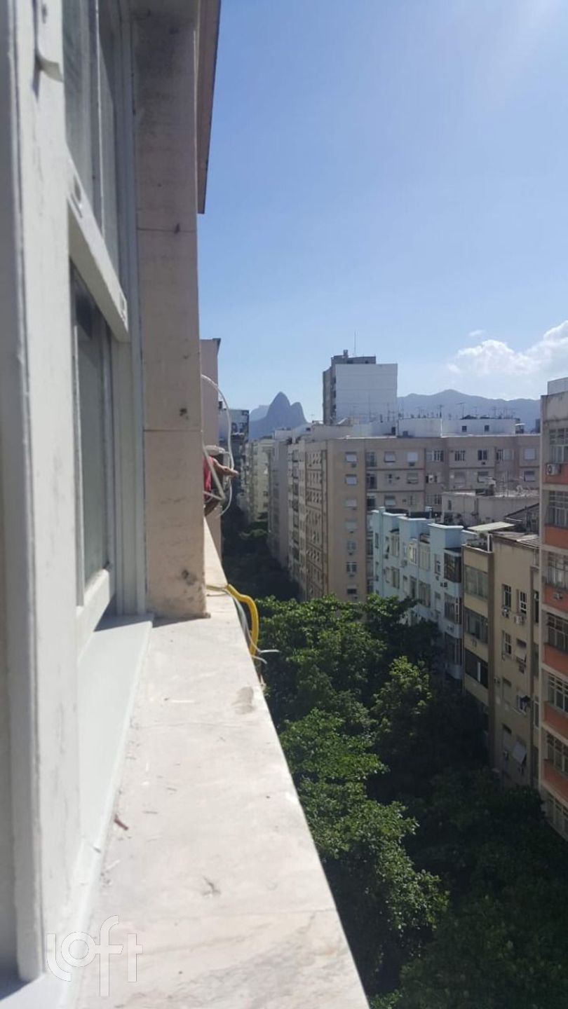 Apartamento à venda com 4 quartos, 207m² - Foto 2