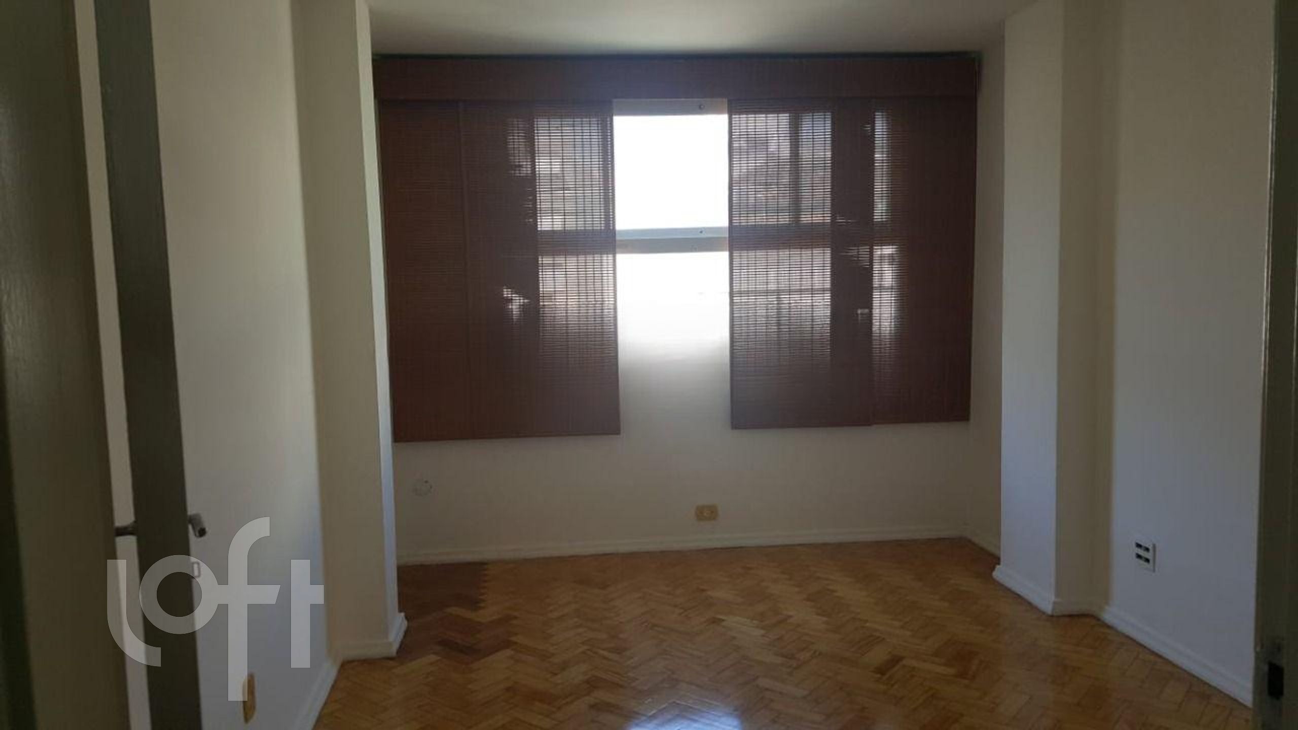 Apartamento à venda com 4 quartos, 207m² - Foto 10