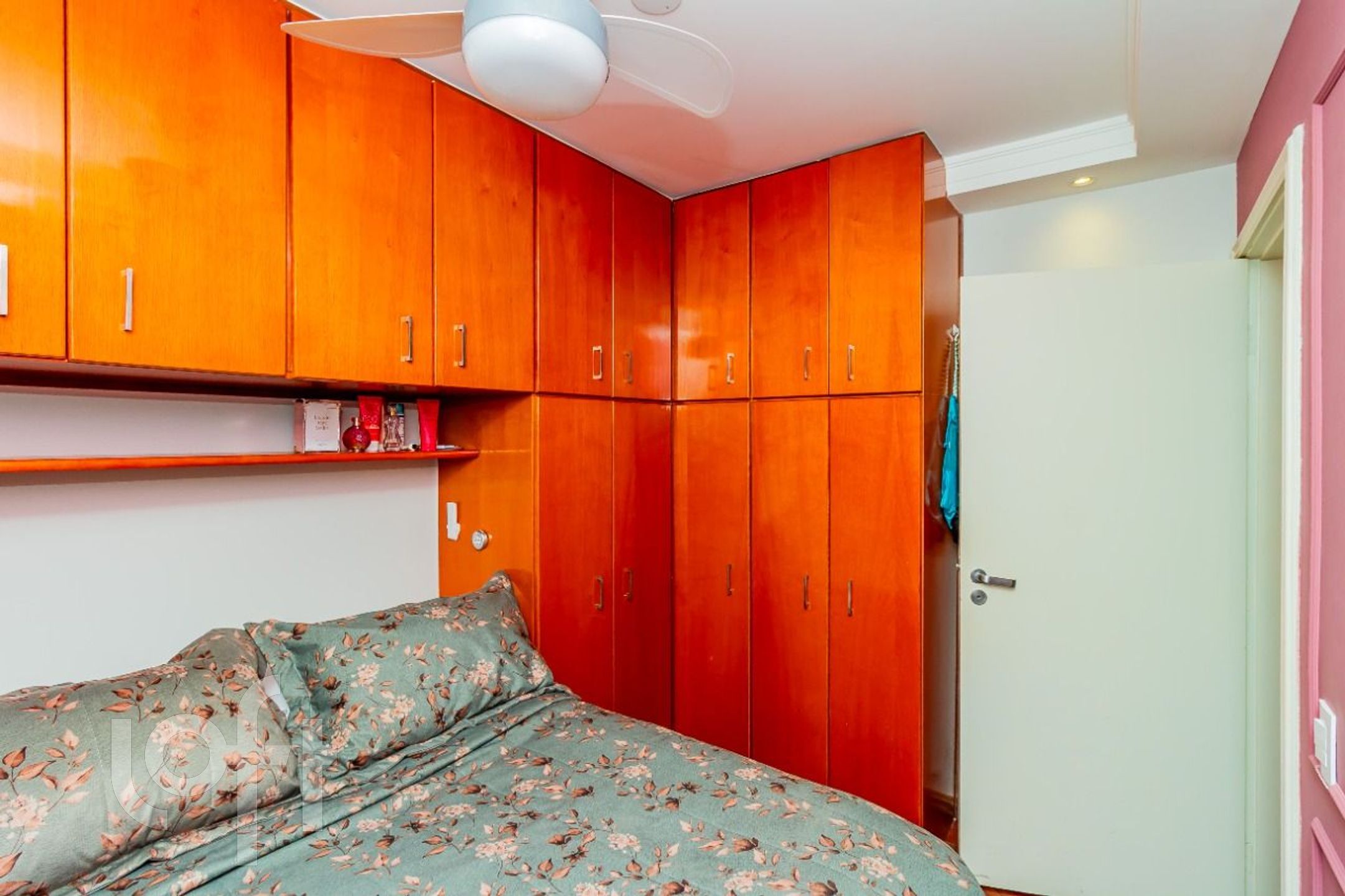 Apartamento à venda com 2 quartos, 55m² - Foto 19