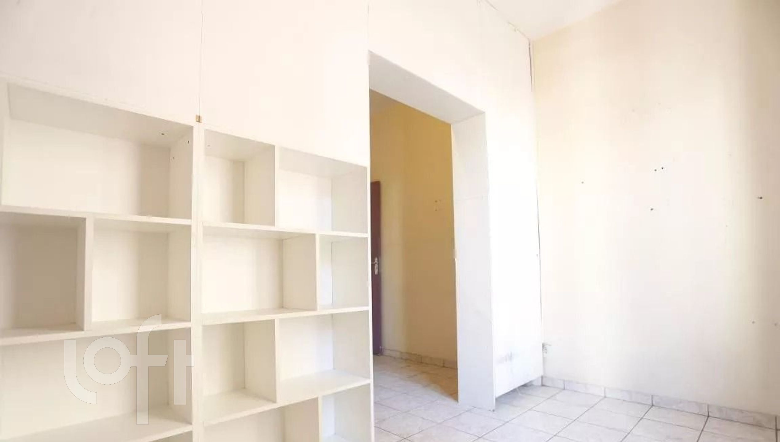 Apartamento à venda com 1 quarto, 35m² - Foto 1