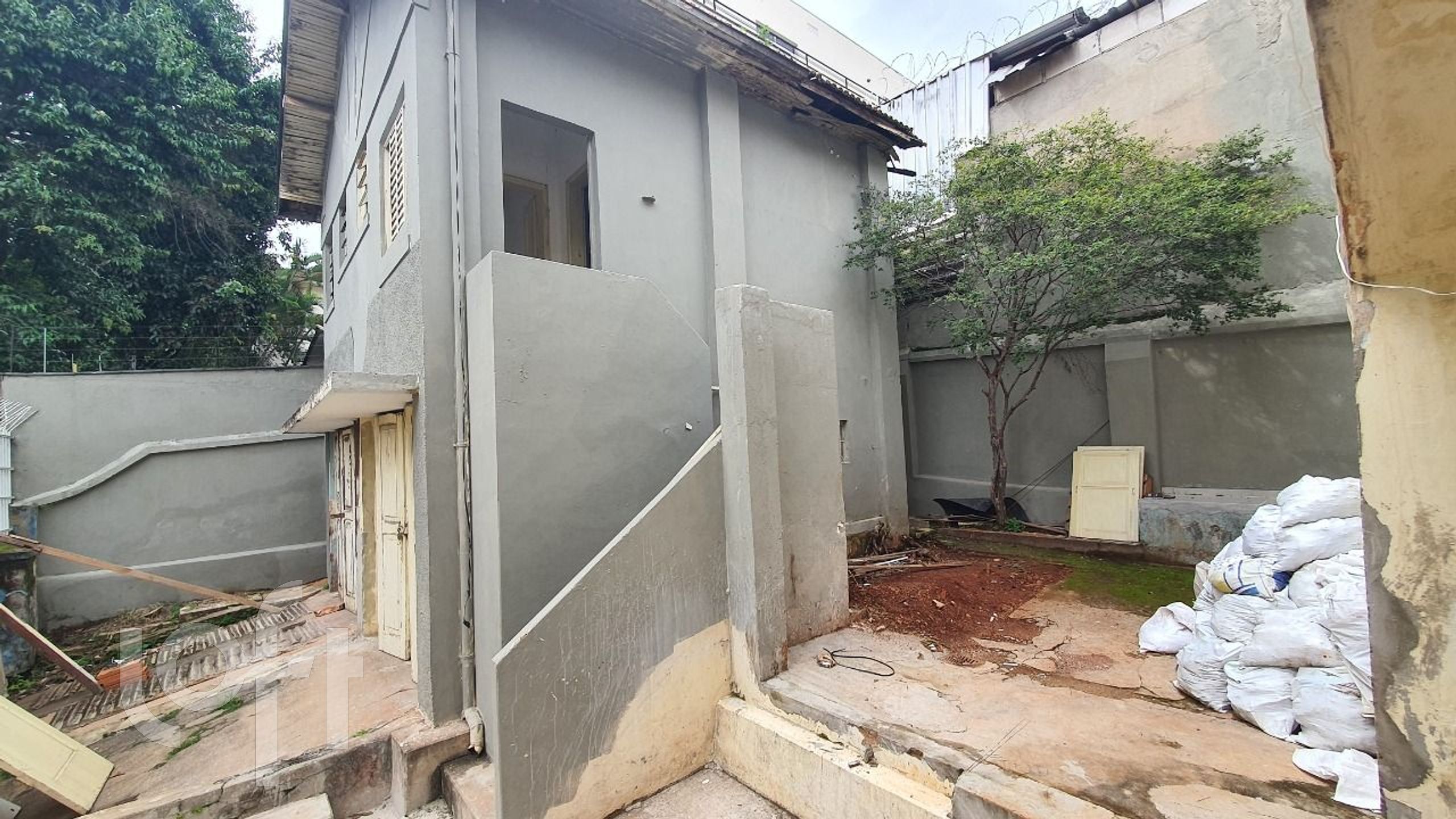 Casa à venda com 5 quartos, 320m² - Foto 24