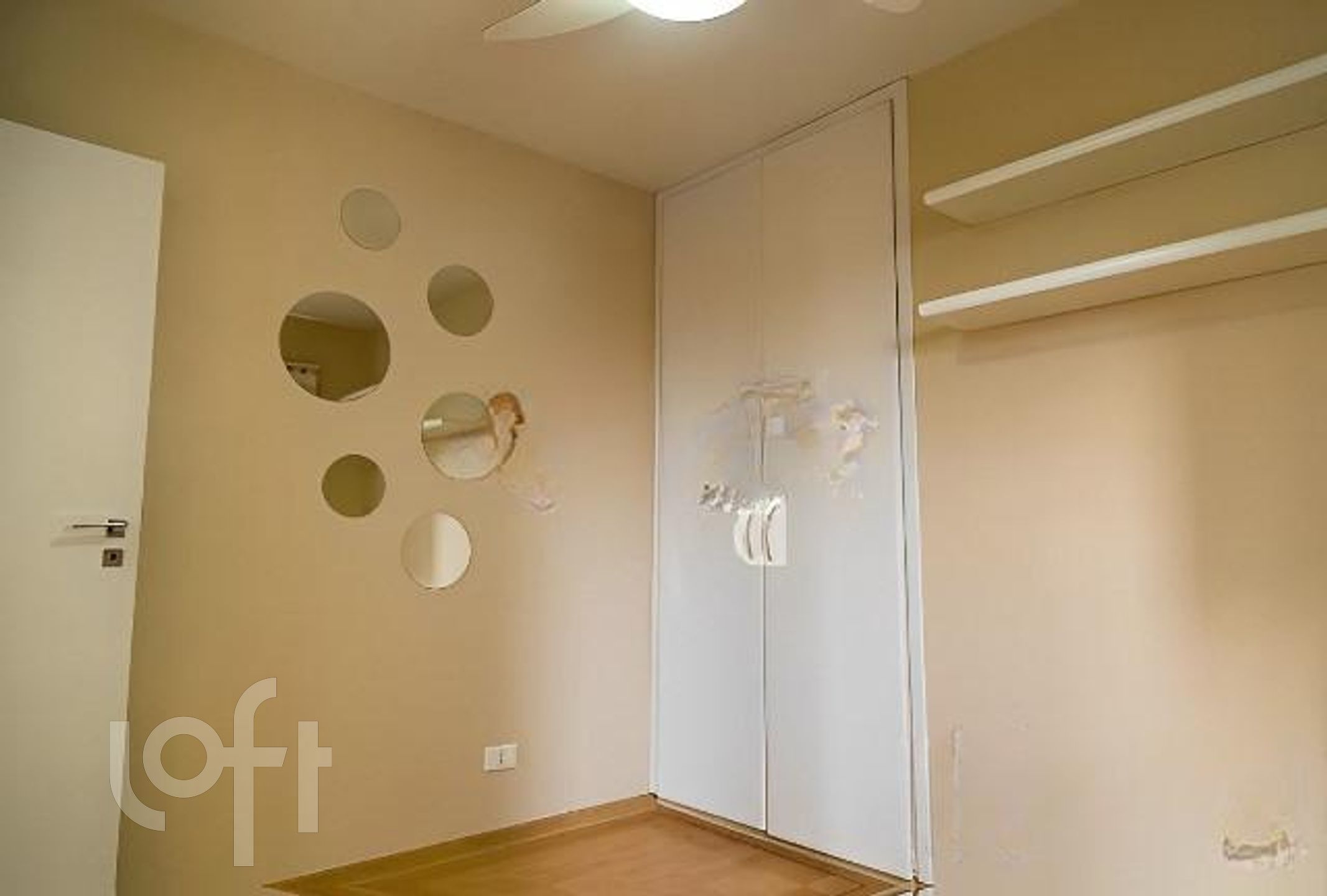 Apartamento à venda com 2 quartos, 70m² - Foto 9