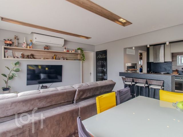 Apartamento com 92m², 3 dormitórios, 1 suíte, 1 vaga, Santana em Porto Alegre