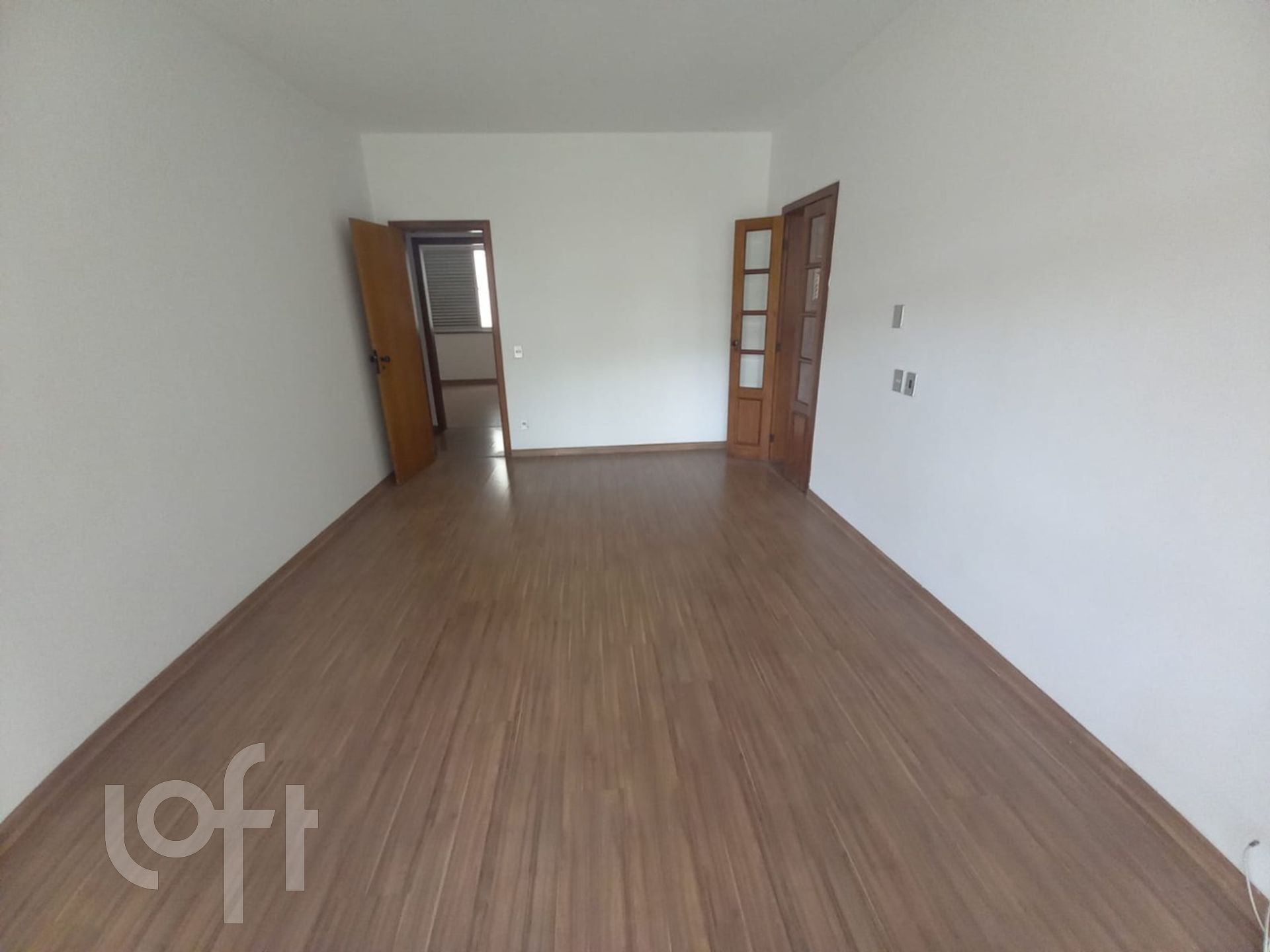 Apartamento à venda com 4 quartos, 300m² - Foto 4