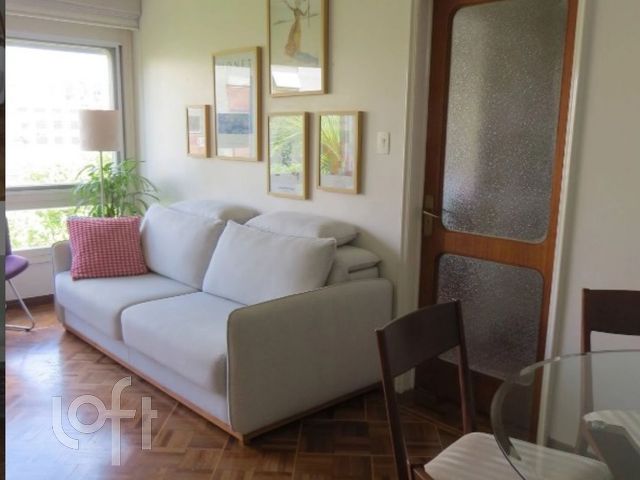 Apartamento com 70m², 2 dormitórios, Menino Deus em Porto Alegre