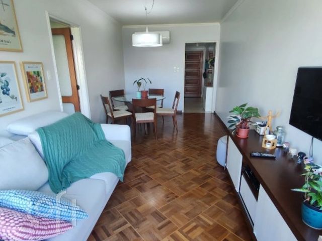 Apartamento com 70m², 2 dormitórios, Menino Deus em Porto Alegre
