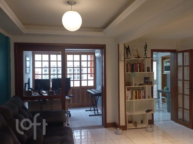 Apartamento com 78m², 2 dormitórios, 2 vagas, Jardim Botânico em Porto Alegre