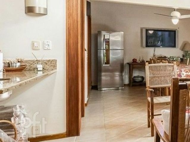 Casa com 400m², 3 dormitórios, 1 suíte, 4 vagas, Chácara das Pedras em Porto Alegre