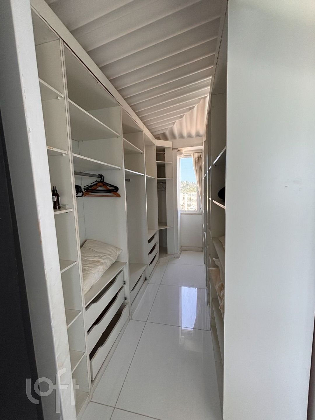 Apartamento à venda com 2 quartos, 140m² - Foto 35