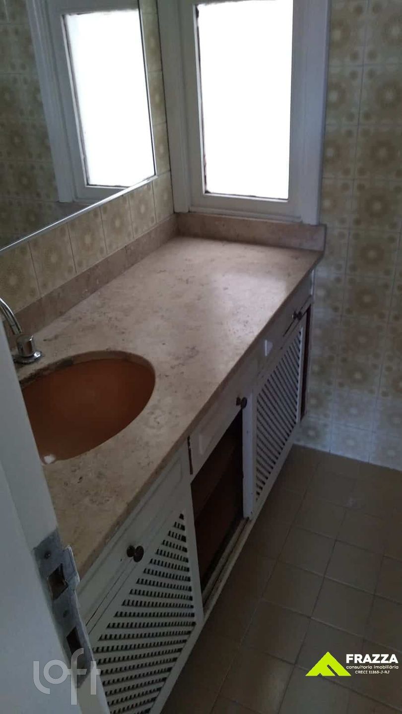 Apartamento à venda com 2 quartos, 77m² - Foto 11