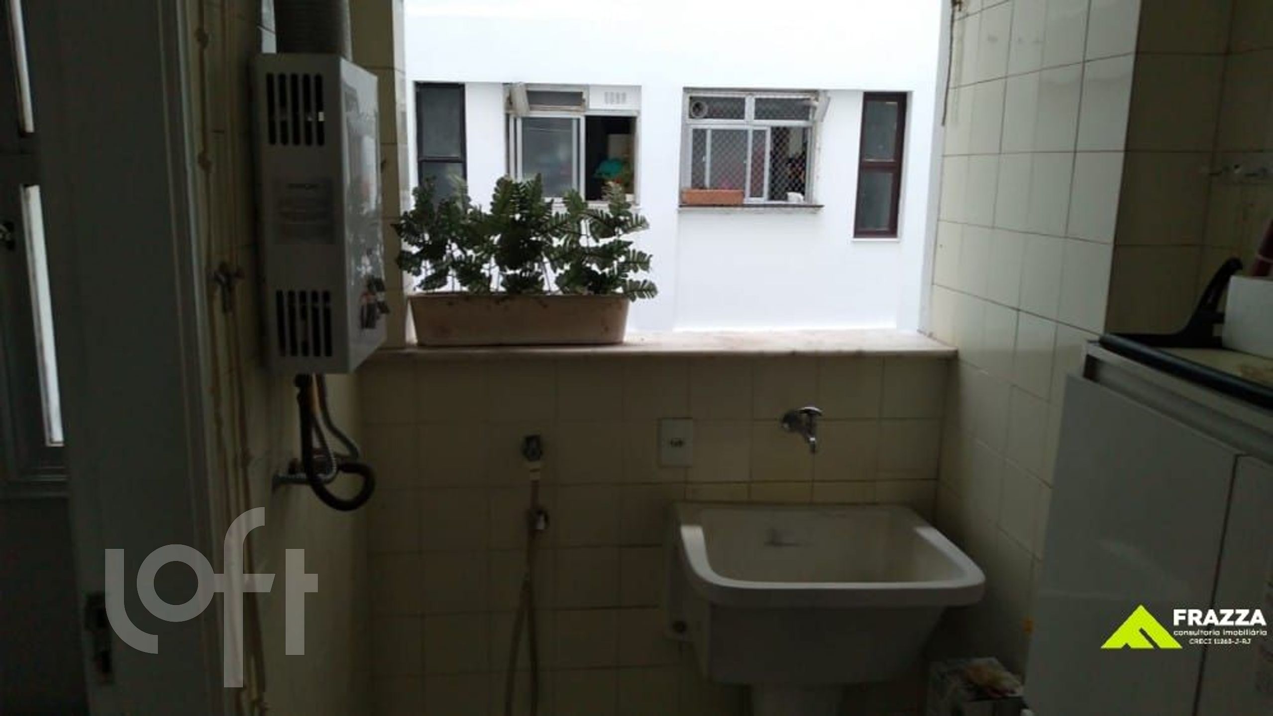 Apartamento à venda com 2 quartos, 77m² - Foto 18