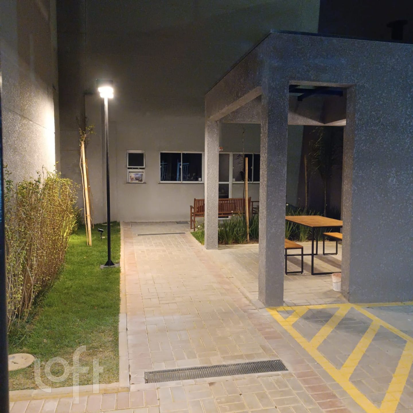 Apartamento à venda com 2 quartos, 39m² - Foto 17