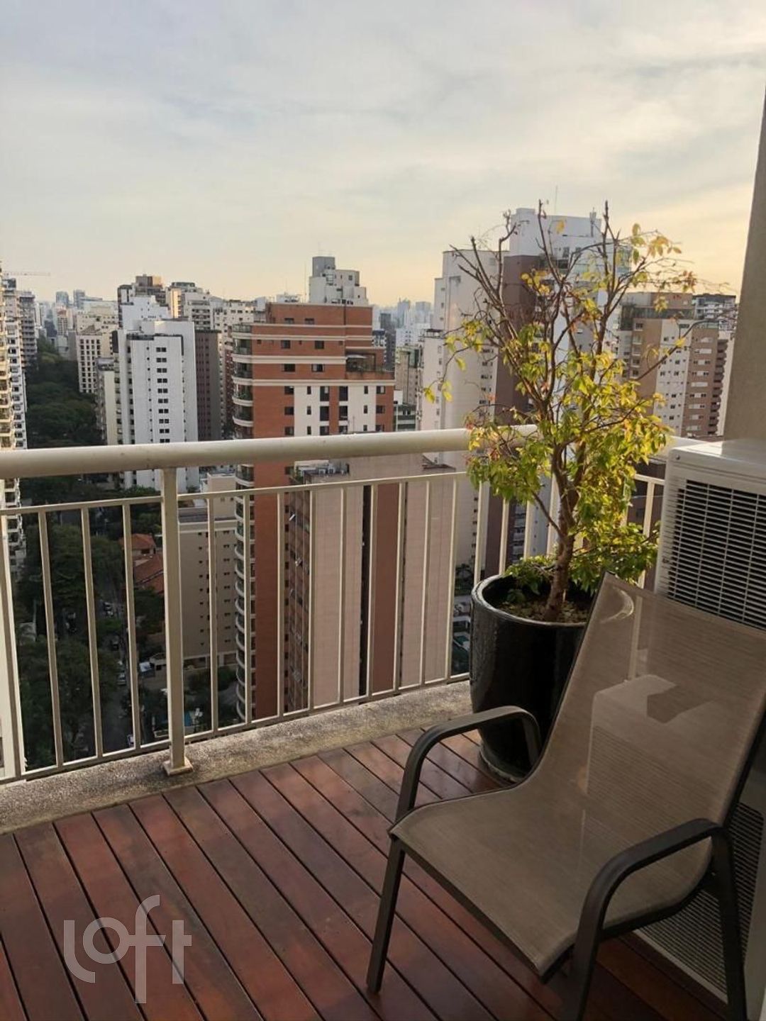 Apartamento à venda com 1 quarto, 104m² - Foto 1