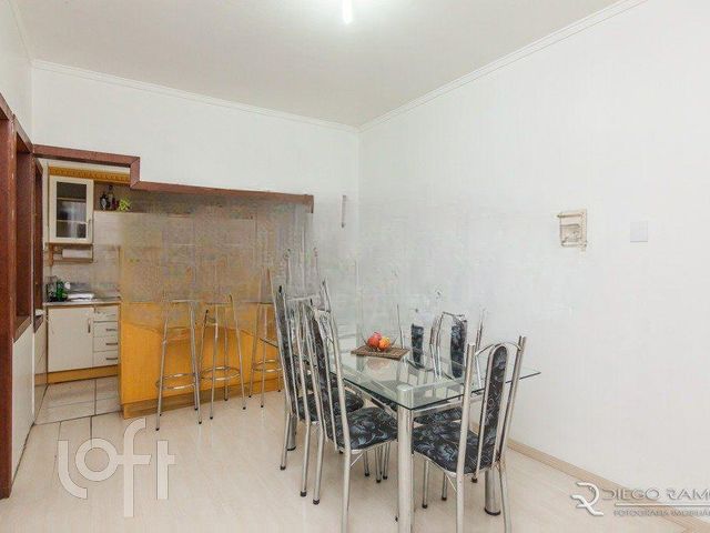 Apartamento com 75m², 2 dormitórios, 1 suíte, Auxiliadora em Porto Alegre