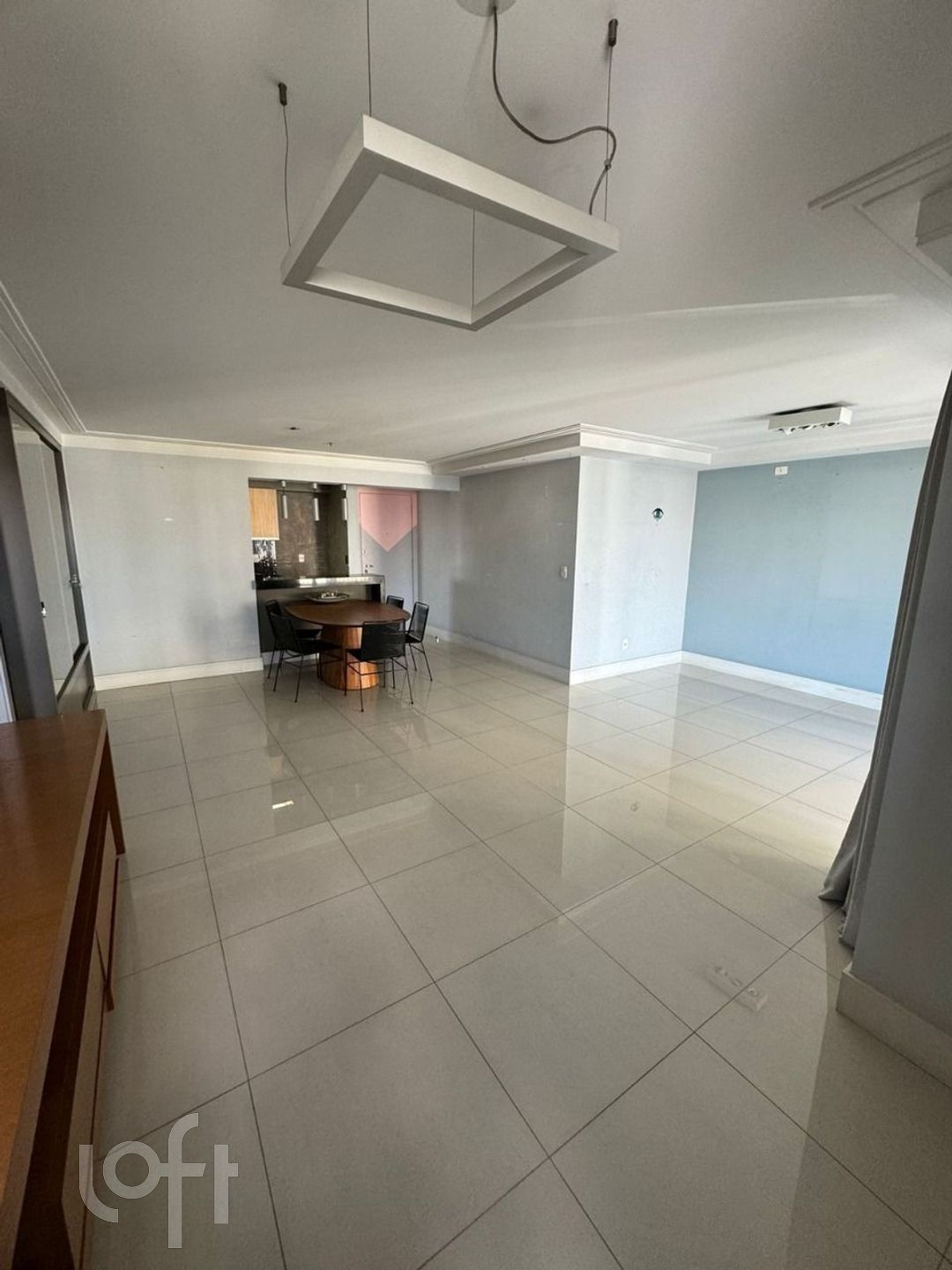 Apartamento à venda com 2 quartos, 101m² - Foto 3