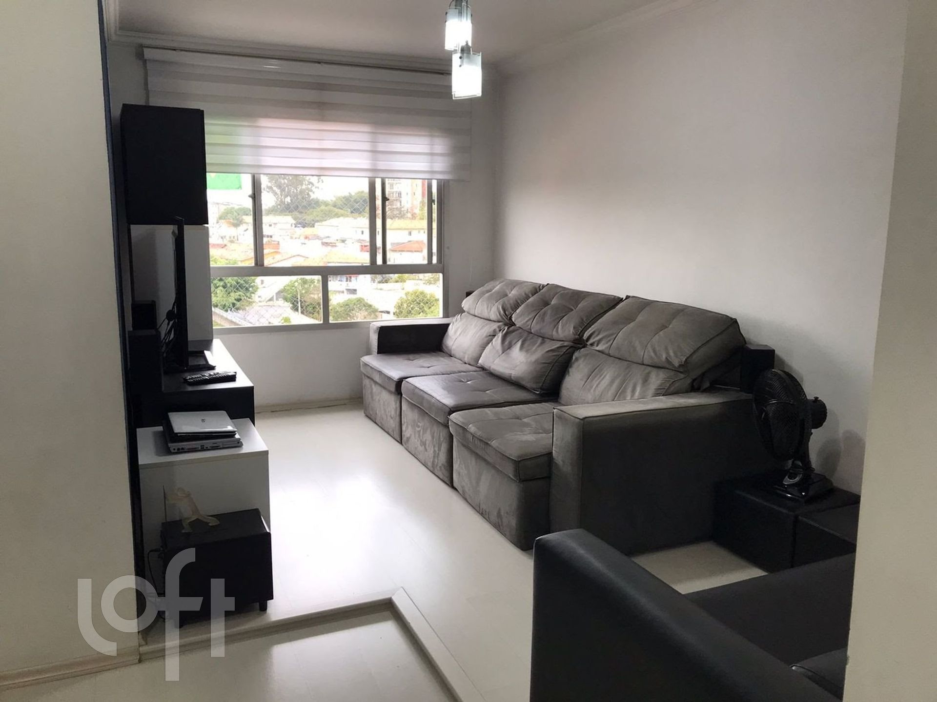 Apartamento à venda com 3 quartos, 72m² - Foto 1