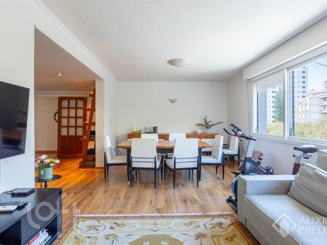 Apartamento com 123m², 3 dormitórios, 1 suíte, 1 vaga, Floresta em Porto Alegre