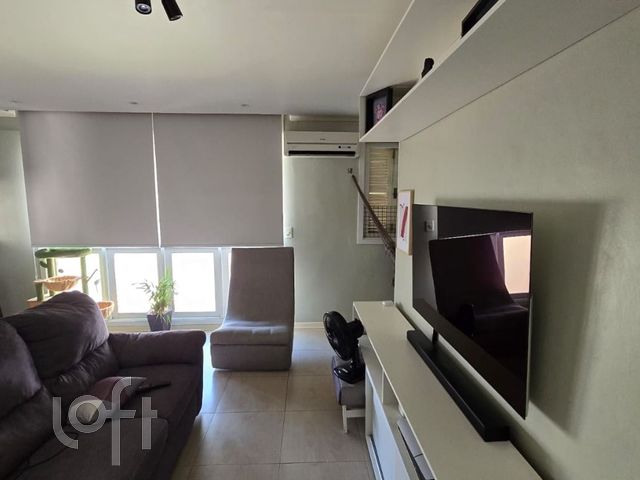 Apartamento com 85m², 3 dormitórios, Santana em Porto Alegre