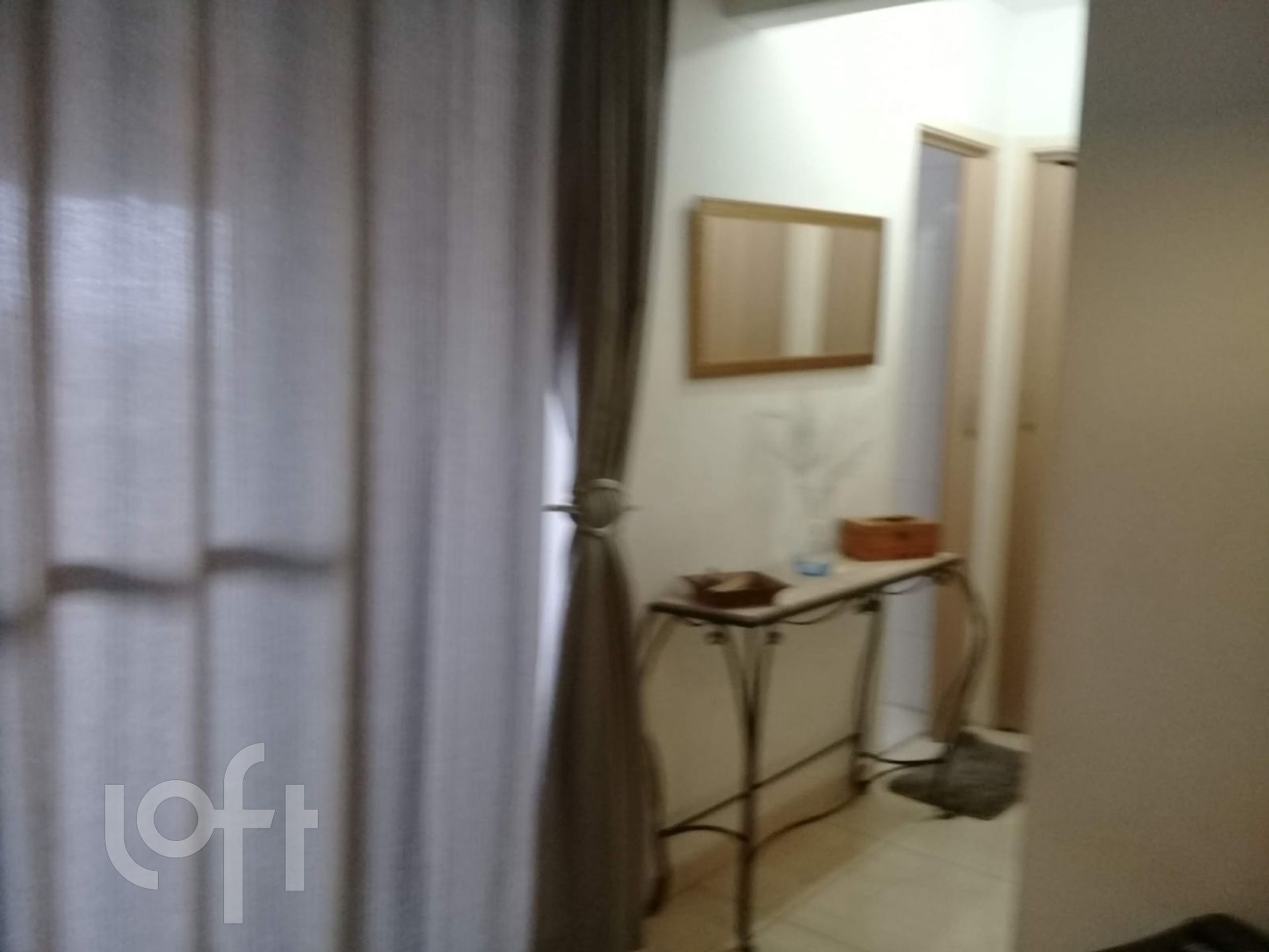 Apartamento à venda com 2 quartos, 42m² - Foto 2