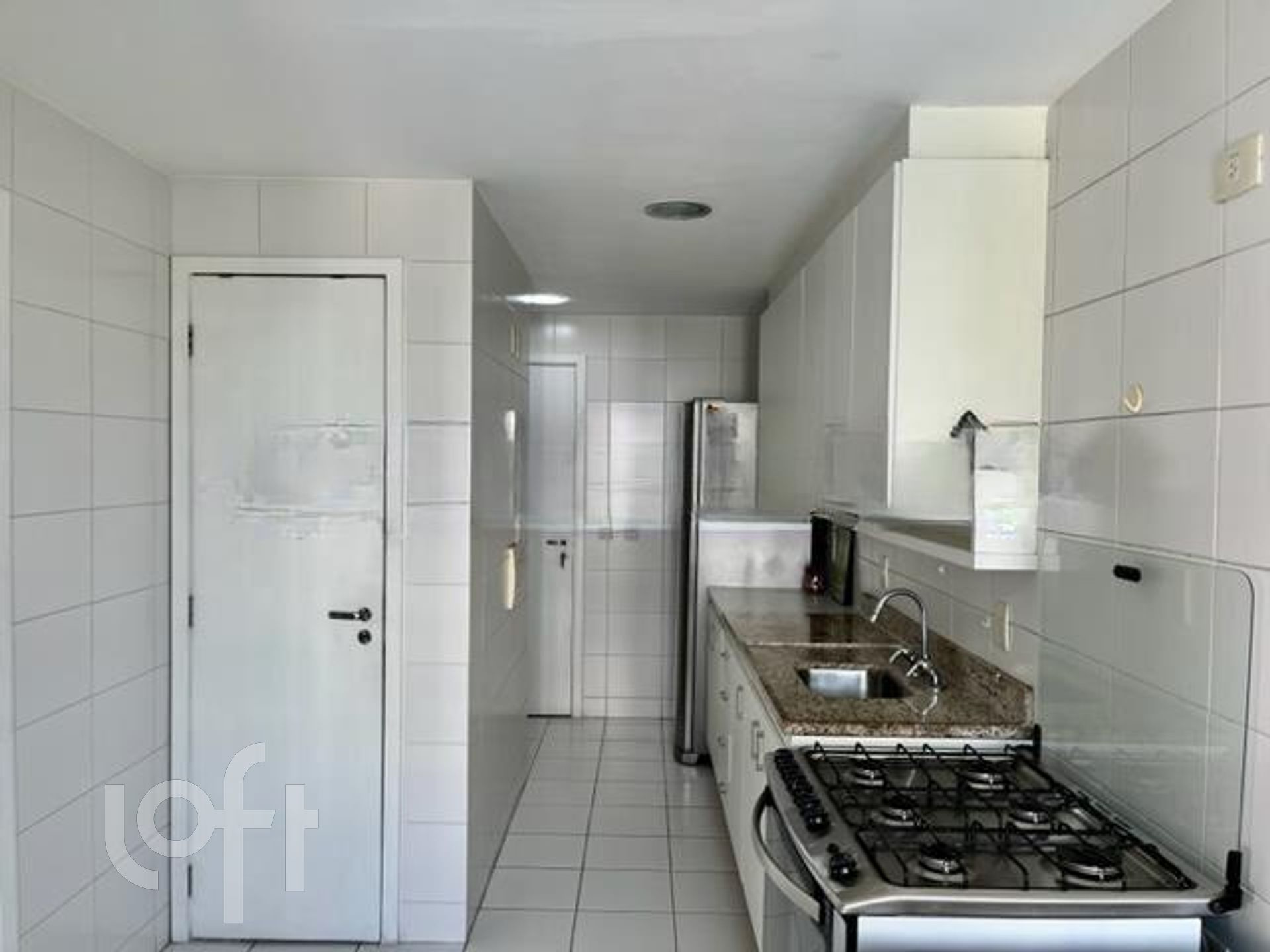 Apartamento à venda com 3 quartos, 142m² - Foto 19