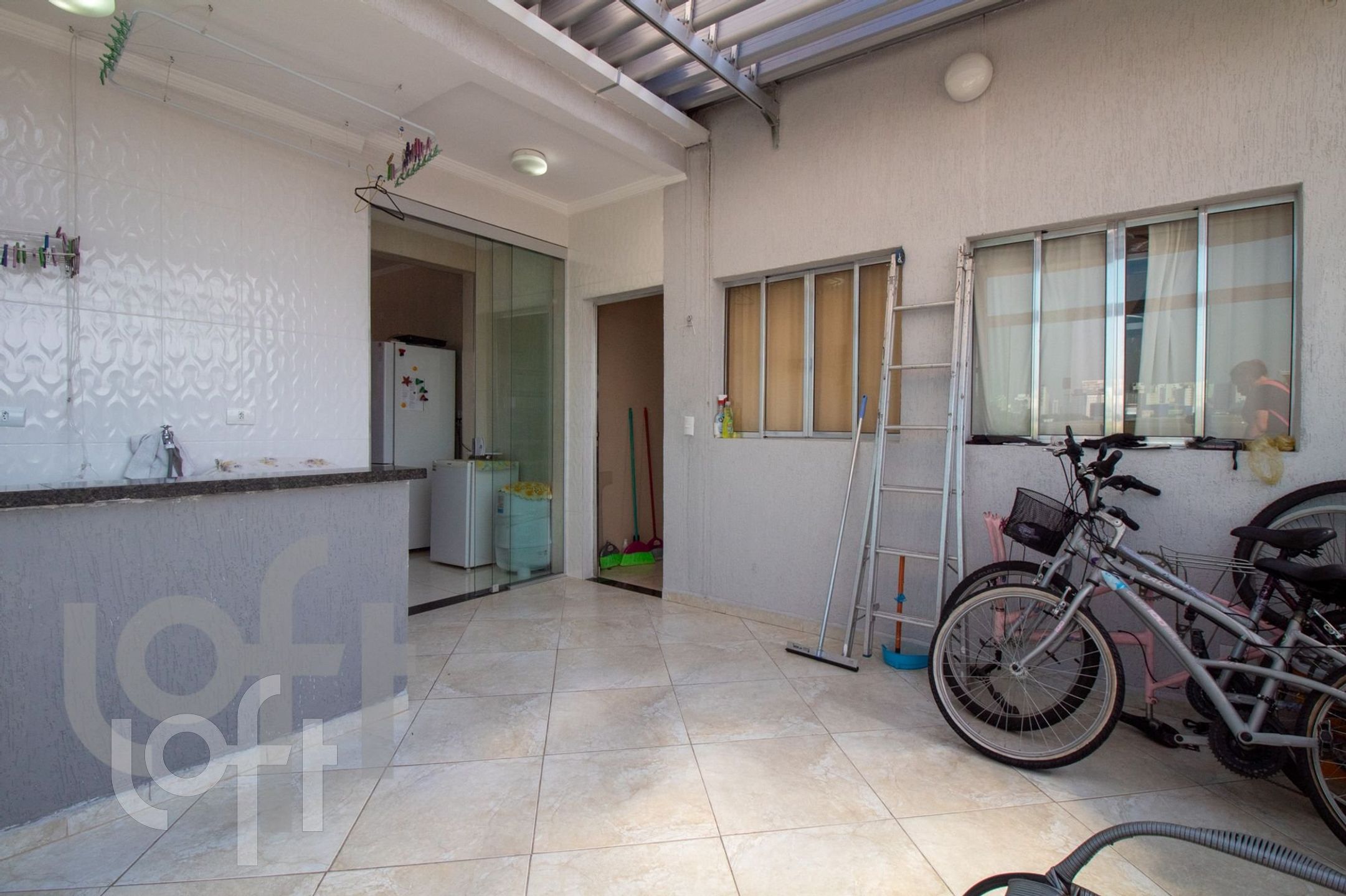 Apartamento à venda com 3 quartos, 130m² - Foto 19