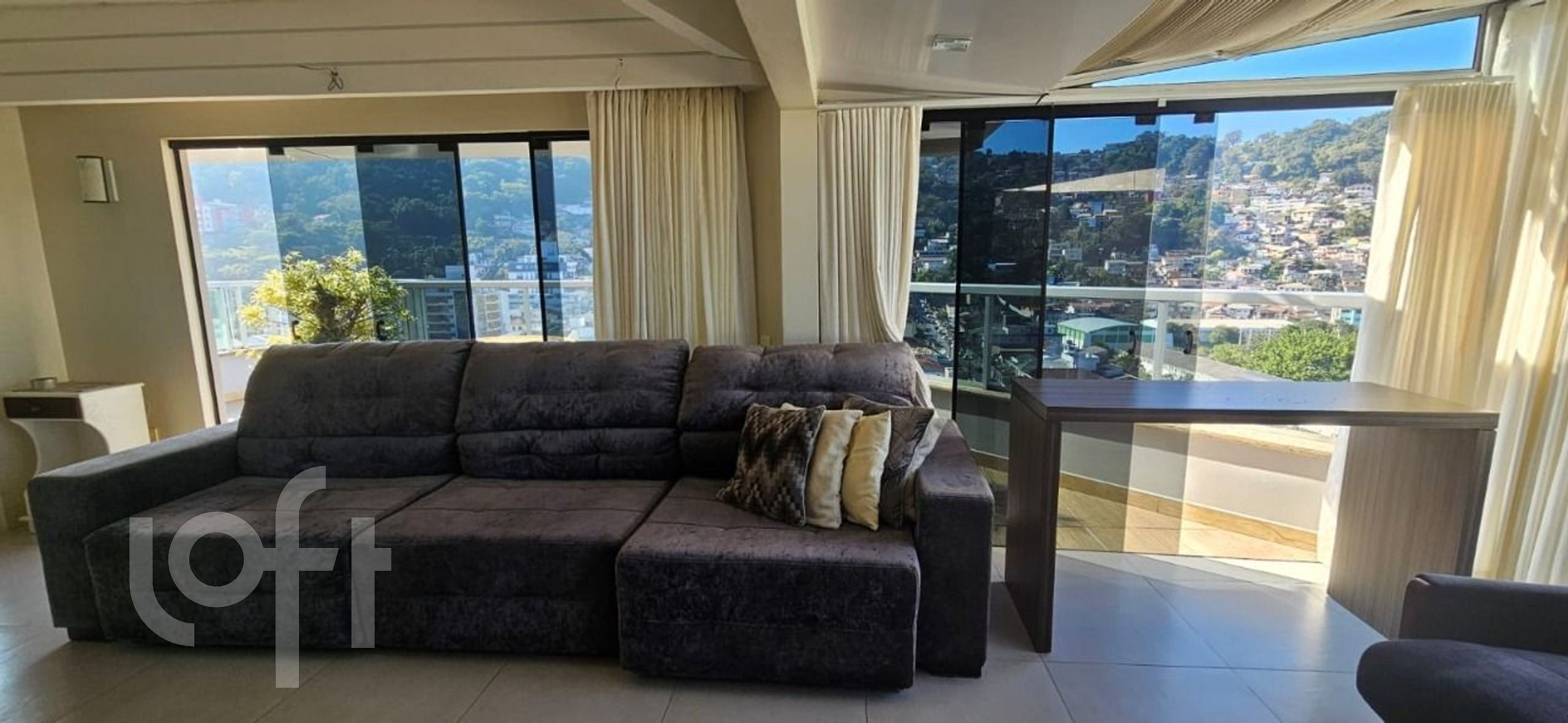 Apartamento à venda em Centro com 163 m², 3 quartos, 1 suíte, 1 vaga
