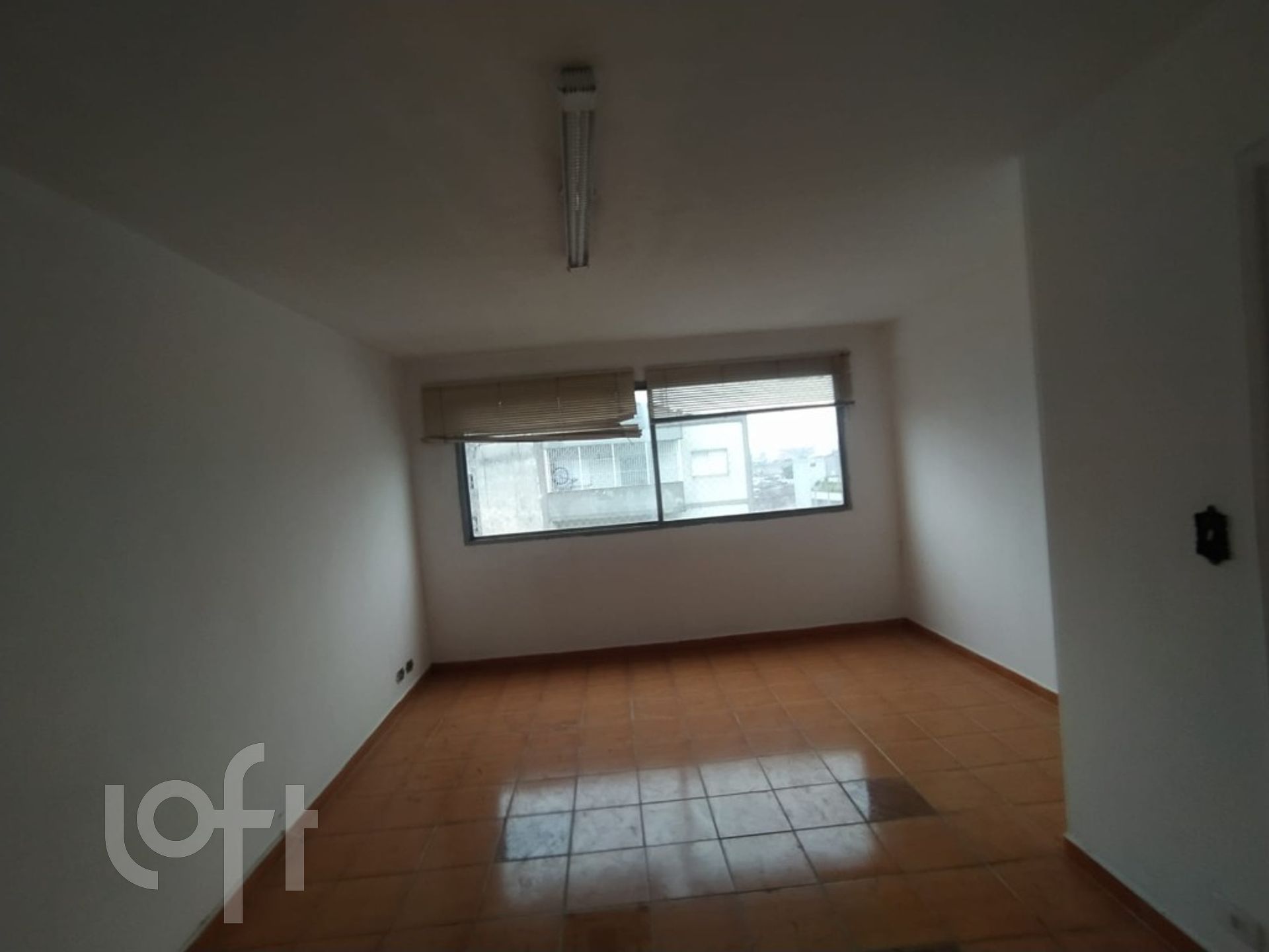 Apartamento à venda com 2 quartos, 80m² - Foto 32