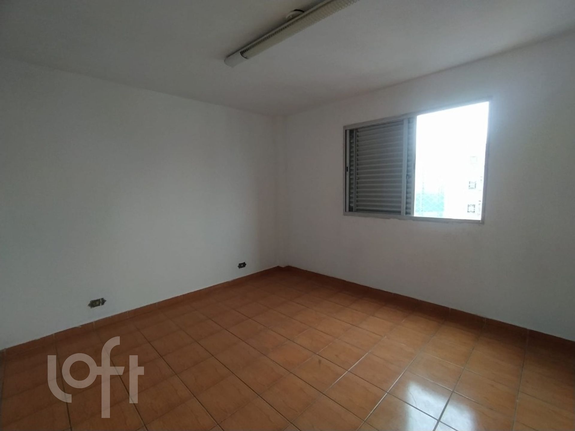 Apartamento à venda com 2 quartos, 80m² - Foto 3