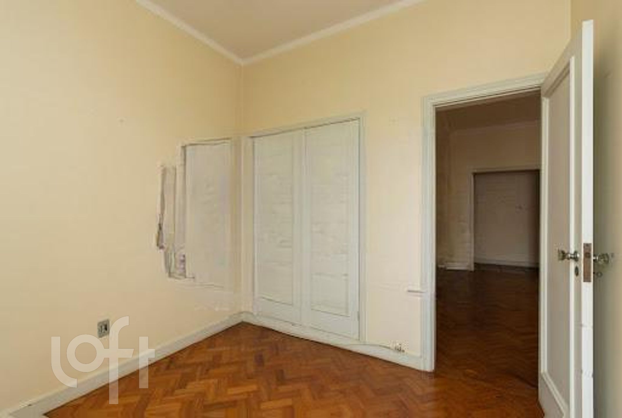 Apartamento à venda com 2 quartos, 75m² - Foto 26