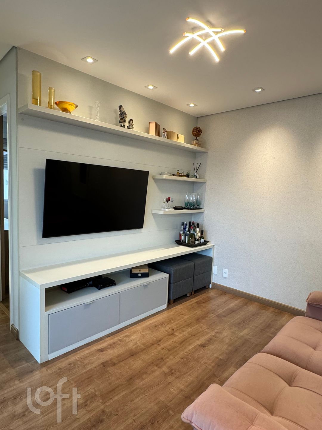 Apartamento à venda com 2 quartos, 60m² - Foto 2