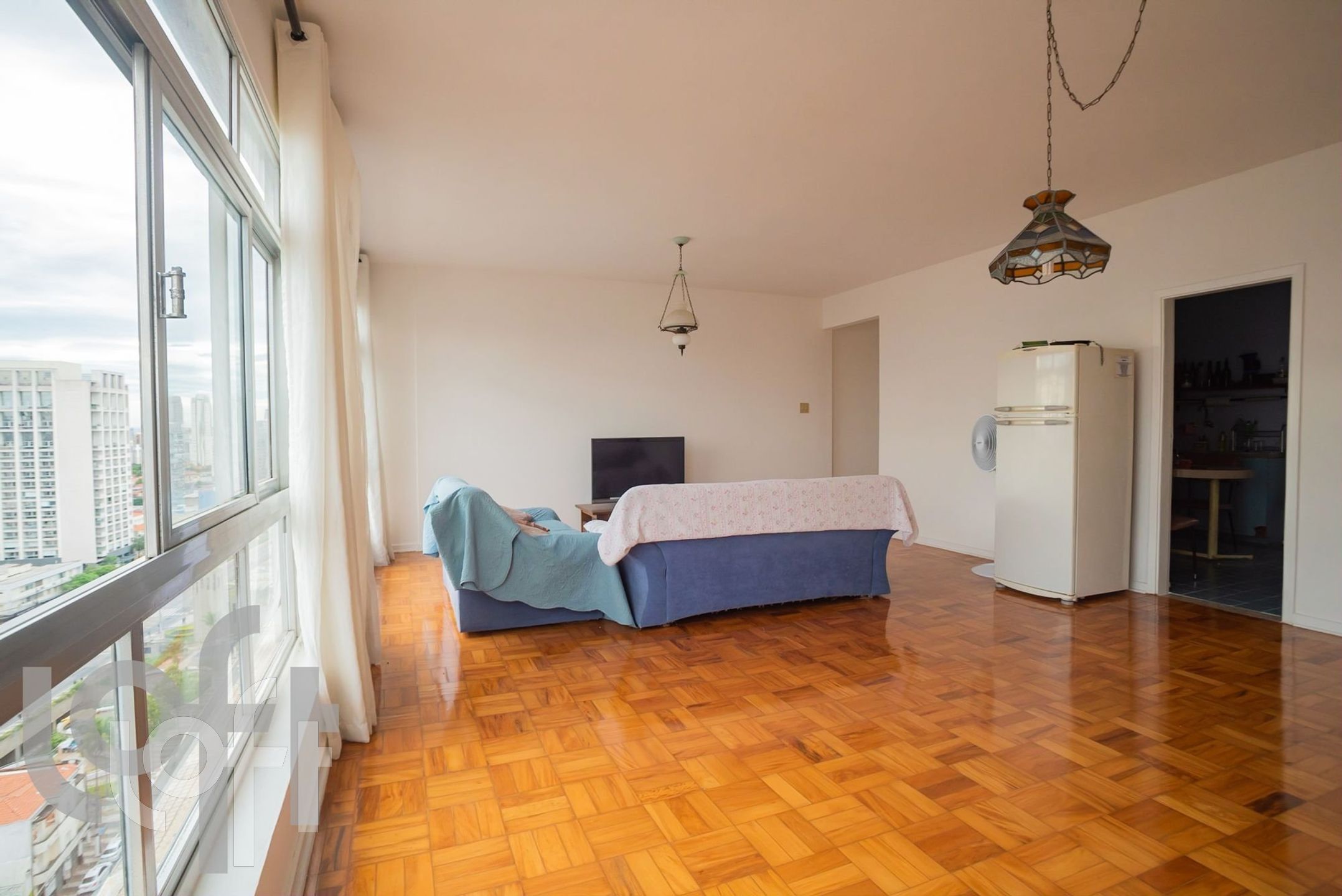 Apartamento à venda com 3 quartos, 135m² - Foto 10