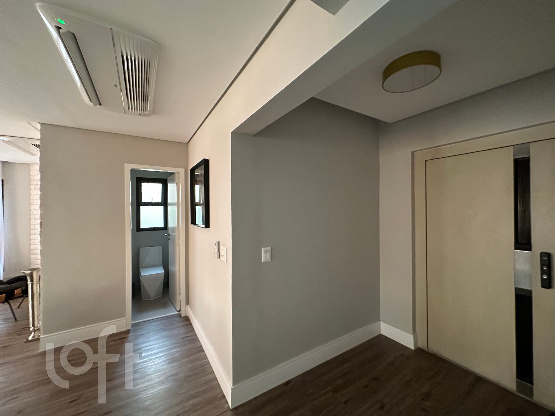 Apartamento à venda com 3 quartos, 150m² - Foto 4